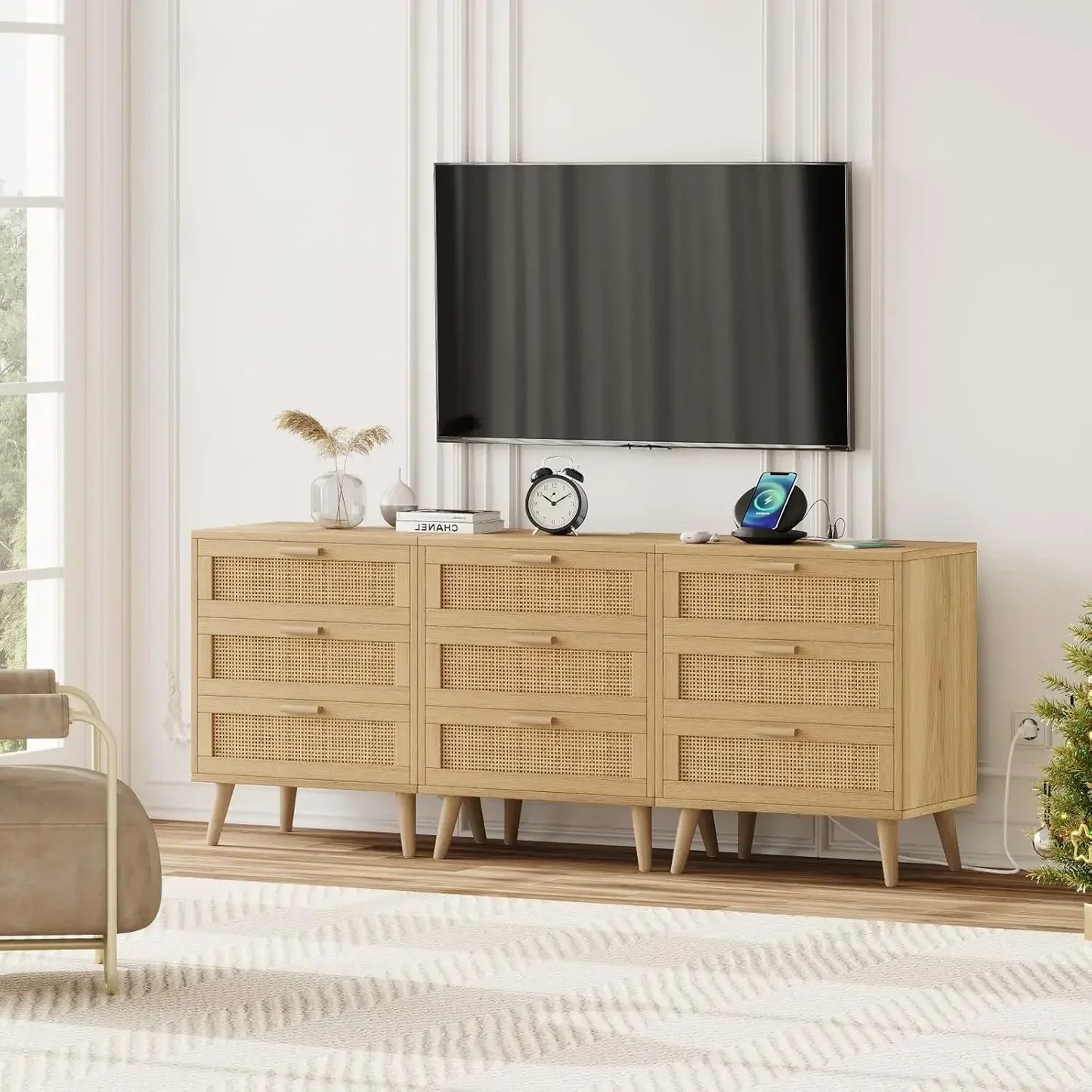 Set of 2 Rattan Nightstand with Charging Station