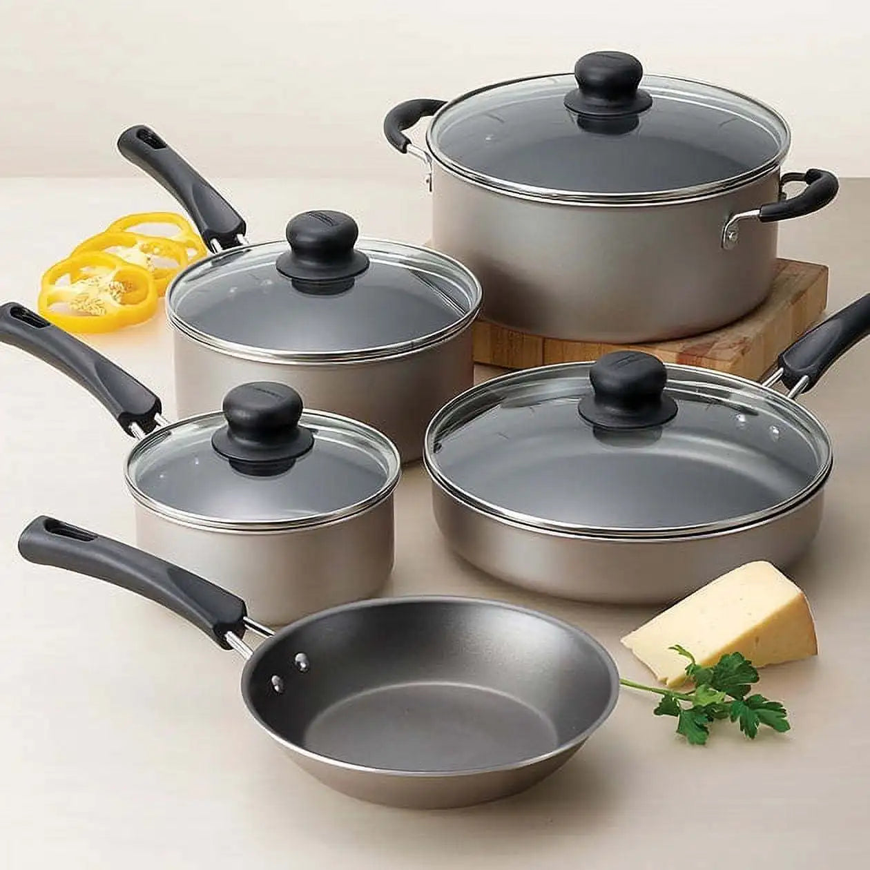 9-piece all-round non-stick cookware champagne set lightweight